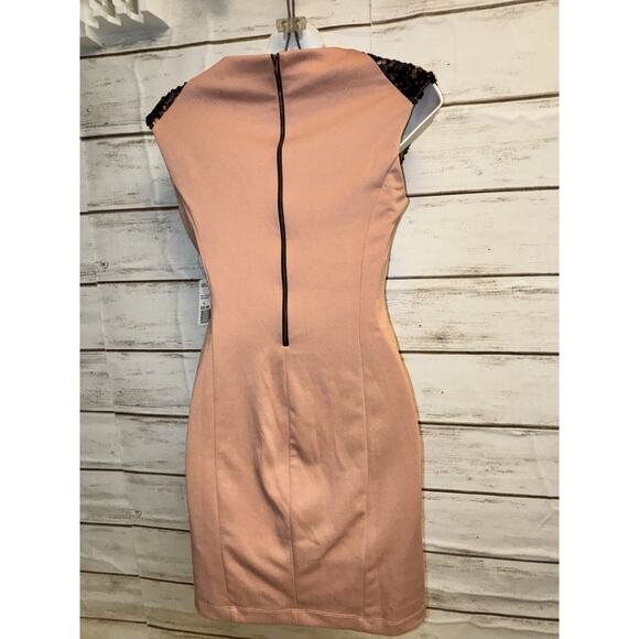 Forever 21 Salmon Color w Black Sequin Shoulder-Sleeveless Dress Small Mini NWT - Picture 5 of 12